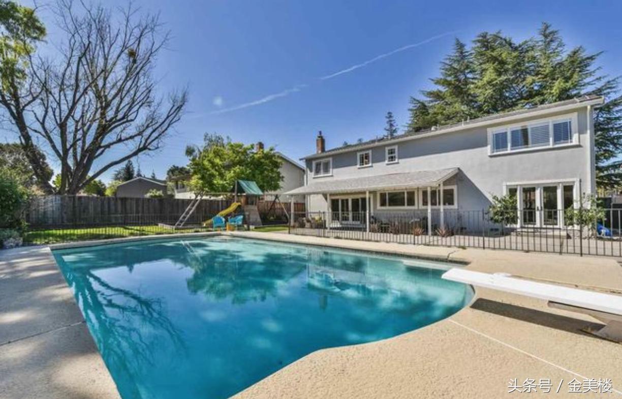 洛杉矶东谷联排别墅新房价,洛杉矶东谷别墅40万