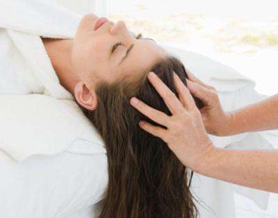 如何护理头发干燥,如何护理头发改善发质