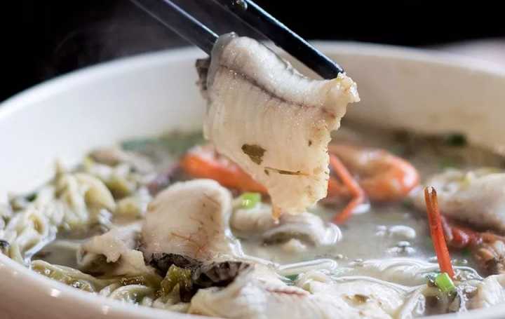 肉蟹煲最正宗的来自哪里,哪的肉蟹煲最好吃