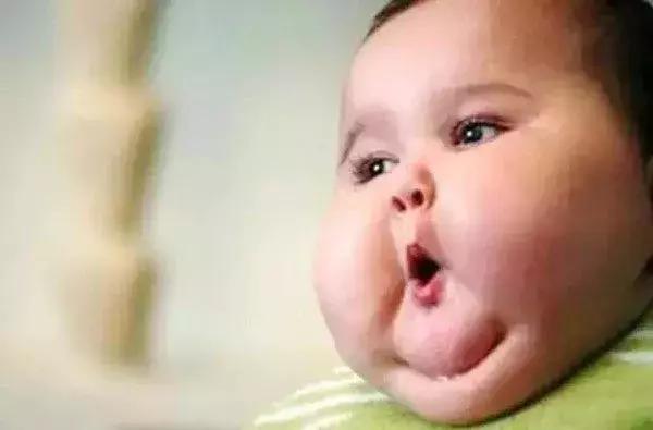 巨大儿标准是什么,巨大儿真的不好么