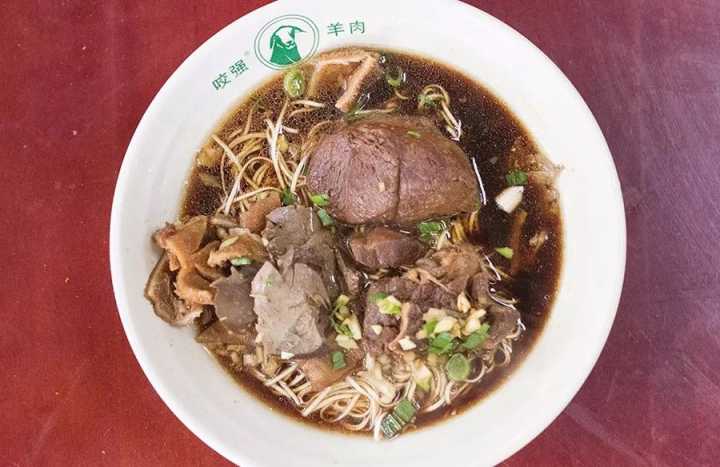 肉蟹煲最正宗的来自哪里,哪的肉蟹煲最好吃