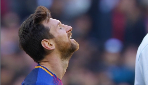 同样是在场上散步，梅西被赞合理分配体能，而他却断送了职业生涯