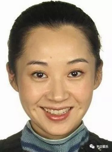 许晴到底是怎么保养的？48岁的年纪还有着少女的模样和*女熟**的身材