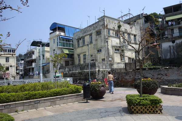 香港人口最多的离岛,香港面积最大的岛屿