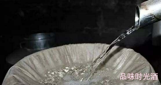 酿酒糊锅有什么好方法,酿造小曲白酒需要关注哪些问题