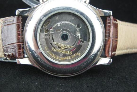 高端复刻表能看出来假的吗 (几百块的复刻表是真的吗)