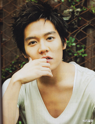 庆应义塾大学百科简介,早稻田大学和庆应义塾