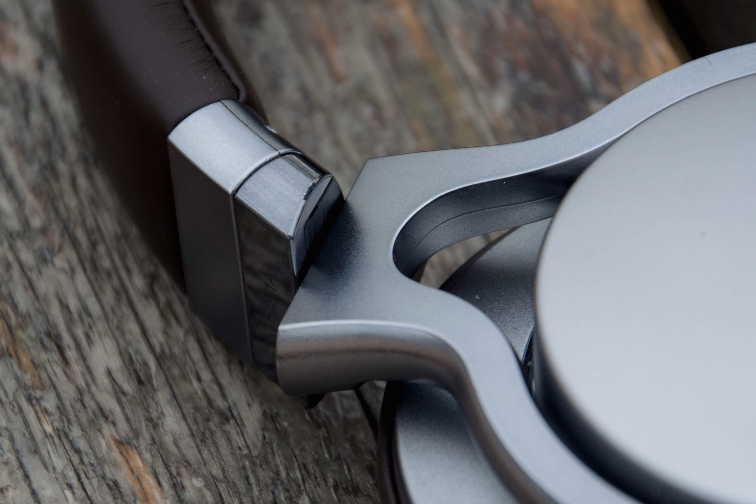 索尼mdrz1r耳机评测,索尼耳机wfc500