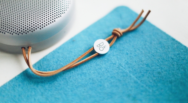 飞碟小音箱,小飞碟蓝牙音箱开箱