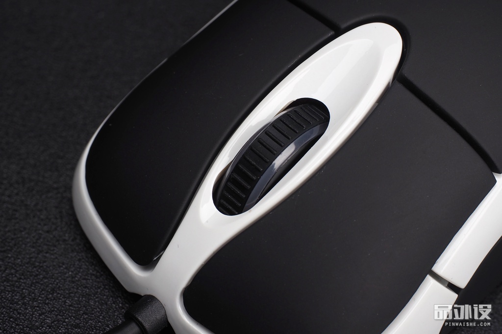 首发咖玛iomini游戏鼠标拆解评测