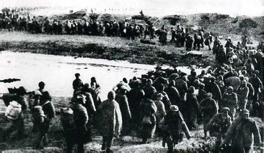 毛主席：一根白头发换一个淮海战役大胜利，值得！