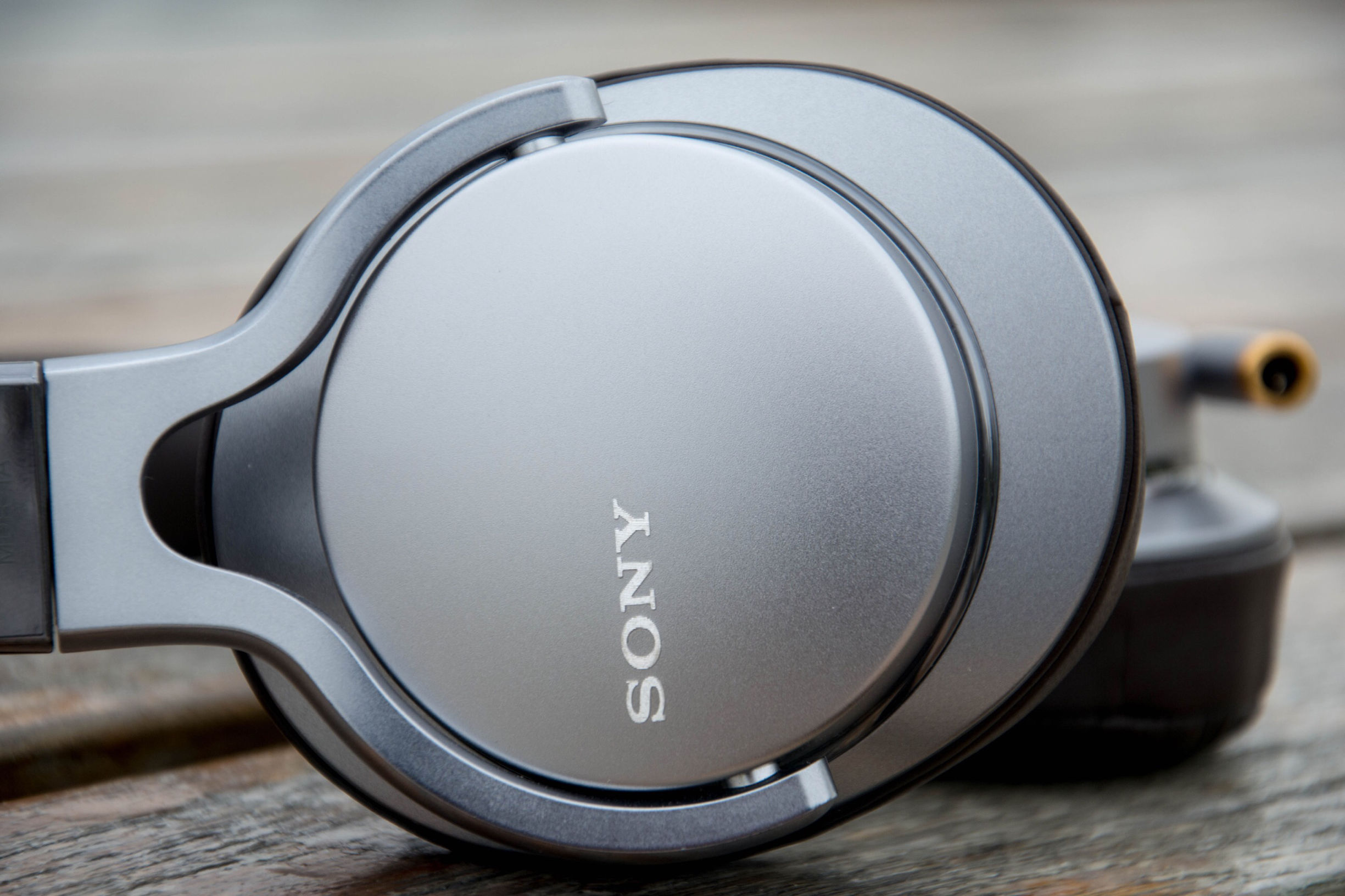 索尼mdrz1r耳机评测,索尼耳机wfc500