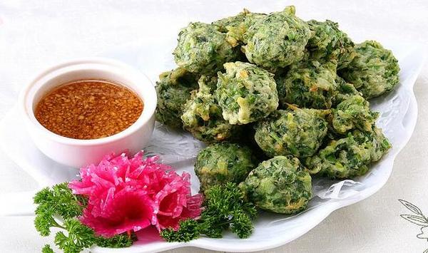 孕妈稍微吃点东西肚子胀的原因,孕妇肚子疼可以吃点儿什么