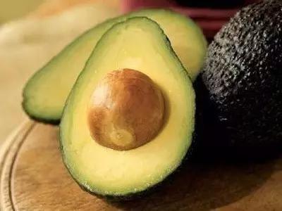 什么食物不能同药同吃,这些食物不能跟药搭配吃