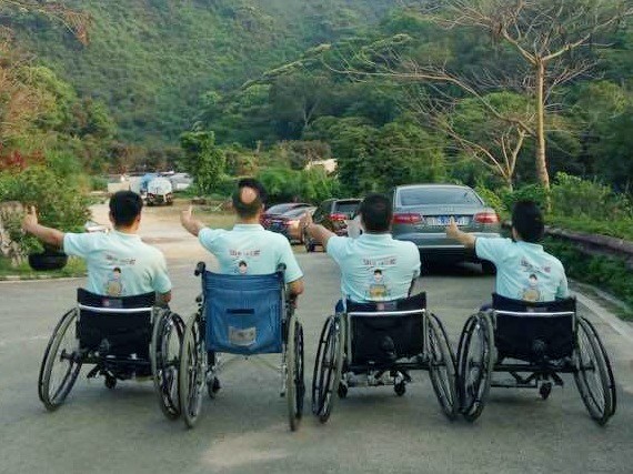 看了他们你还觉得生活累吗,当觉得累的时候看看乌克兰