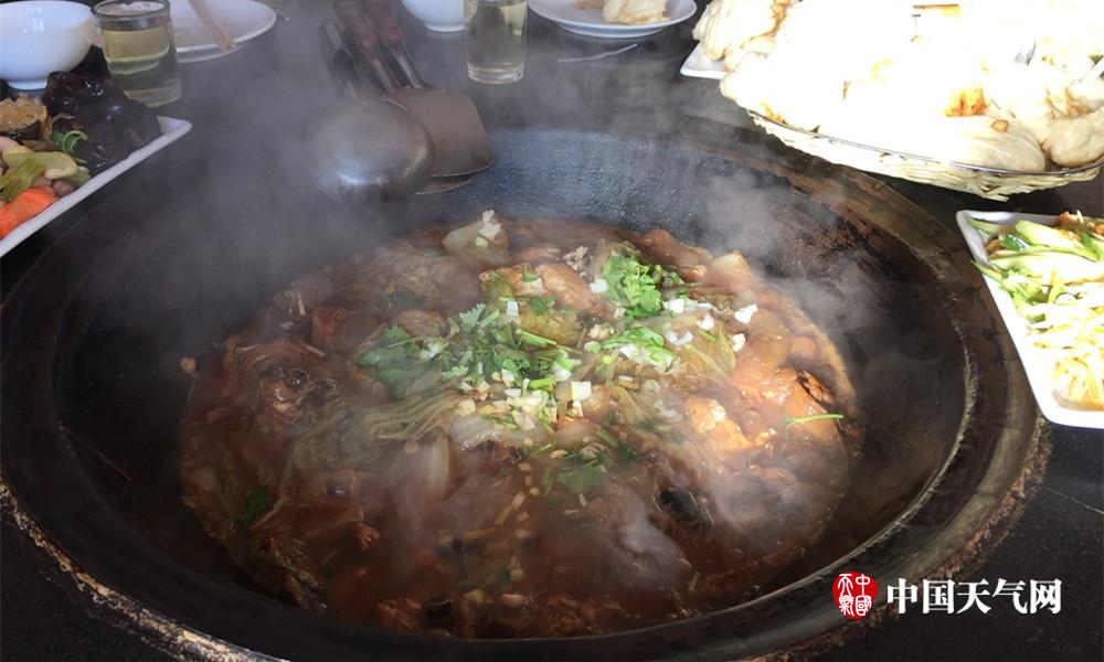 在-48℃的极寒天泡48℃的温泉来阿尔山过不一样的冬天