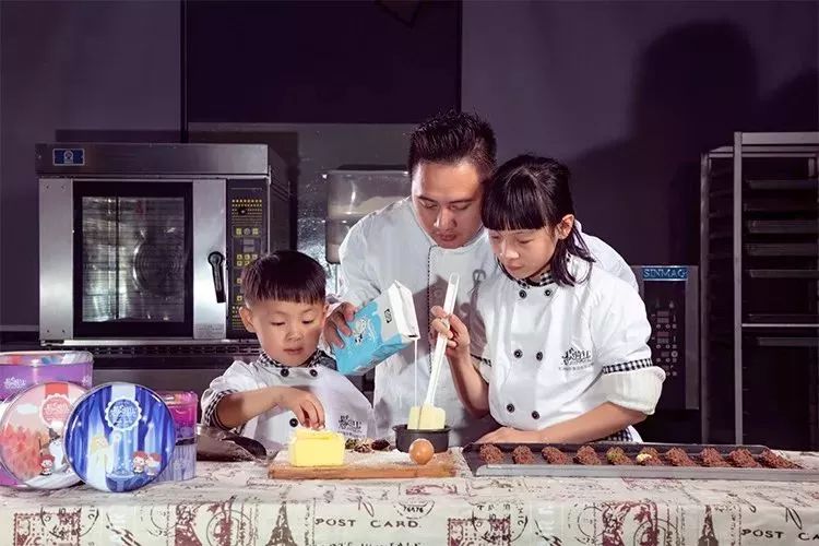 榛勭鍋氱殑鏇插,榛勭榛勬补鏇插