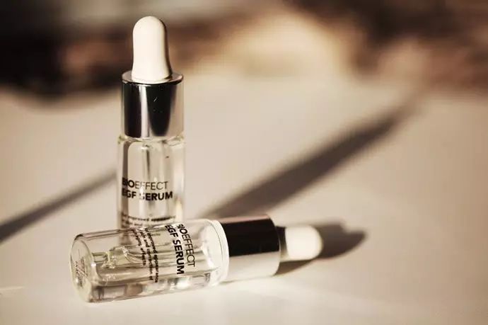 美容界唯一诺贝尔奖认证，老佛爷随身带，冰岛国宝小魔瓶，好莱坞众明星追捧！