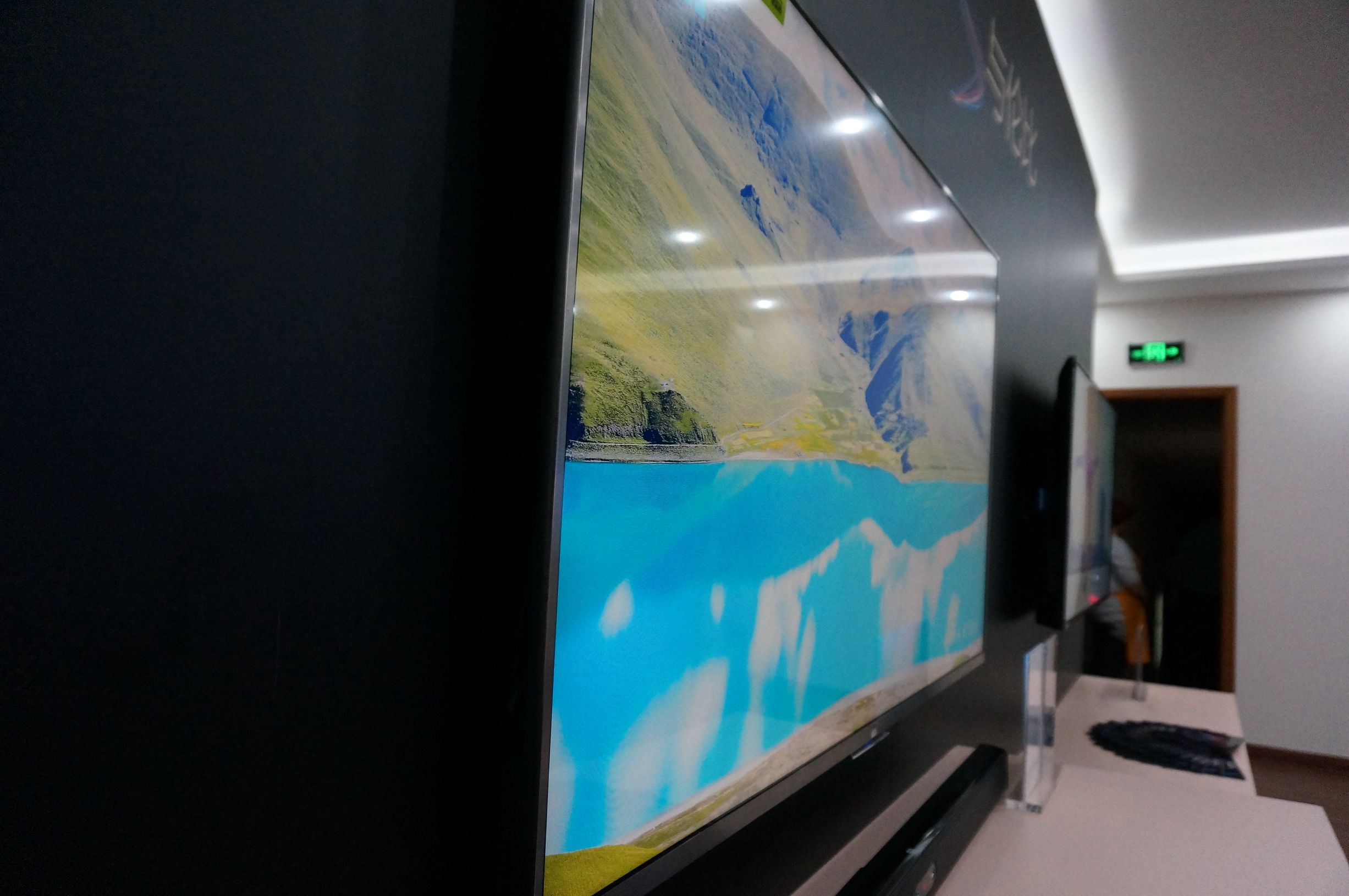 品牌小众拼气质一篇看懂CANTV新品电视体验