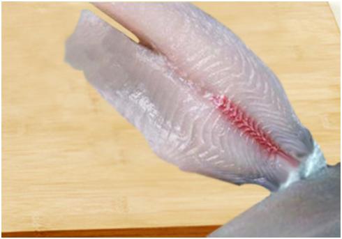 宰鱼技巧和方法,杀鱼切薄片方法