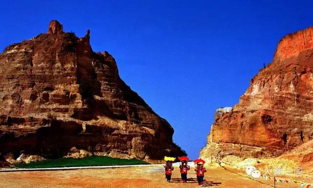 还去国外看“西部大峡谷“？中国就有五·一美到你哭！