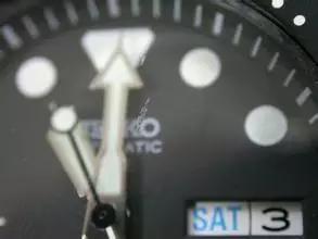 手表上出现划痕怎么处理,手表有细微划痕怎么处理