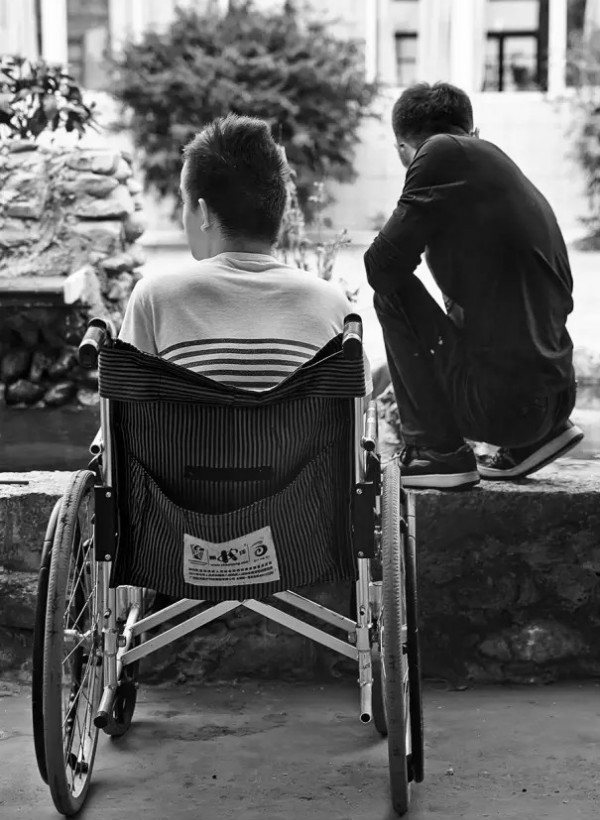 看了他们你还觉得生活累吗,当觉得累的时候看看乌克兰