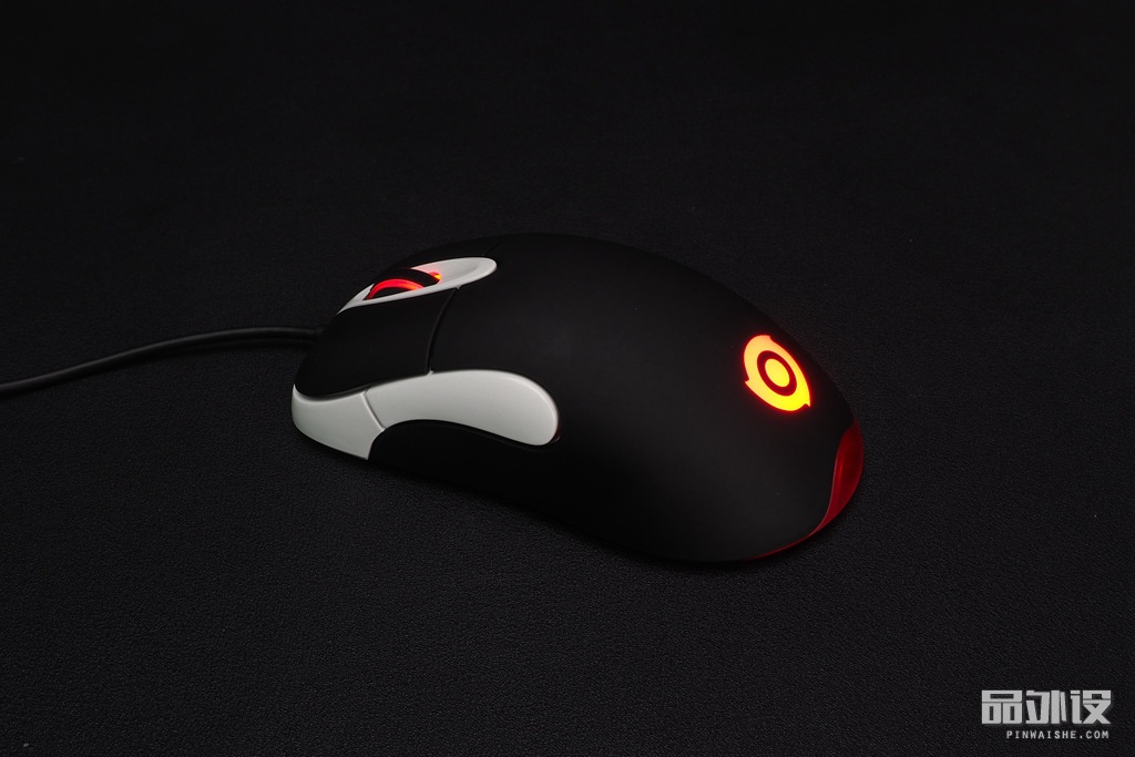 首发咖玛iomini游戏鼠标拆解评测