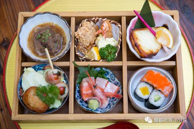 日本铁路公司直营的日料店，会隐身