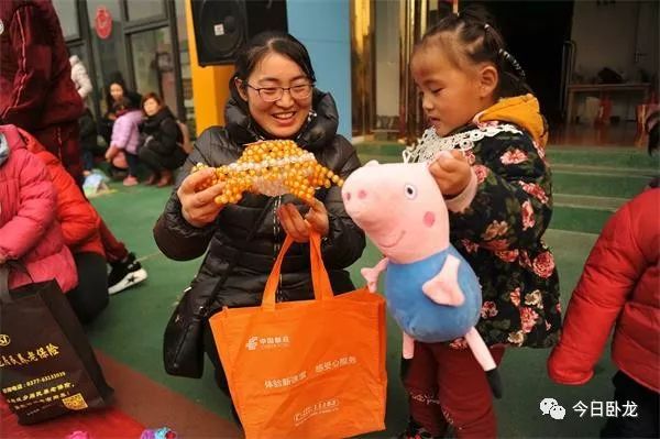 淘淘乐图书跳蚤市场,跳蚤市场幼儿园卖洞洞乐