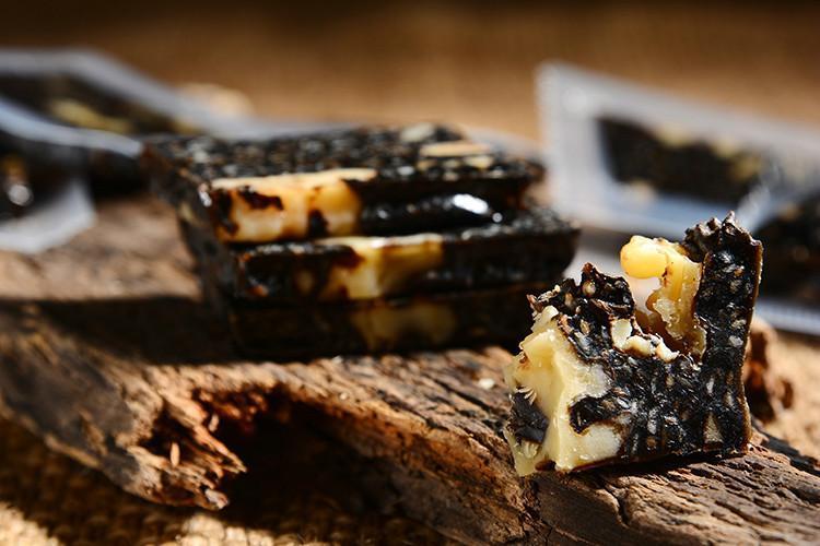 阿胶糕蒸和熬功效区别,阿胶糕如何熬制