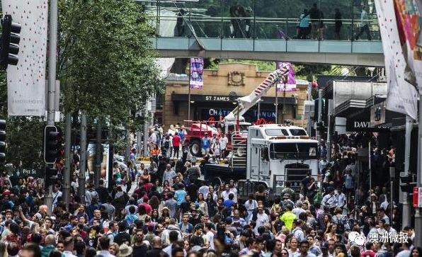 香港海关查获一批假冒进口护肤品,新闻香港假化妆品