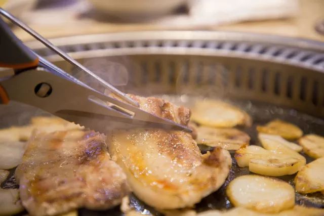 韩国广场南路韩料店,有家韩料店