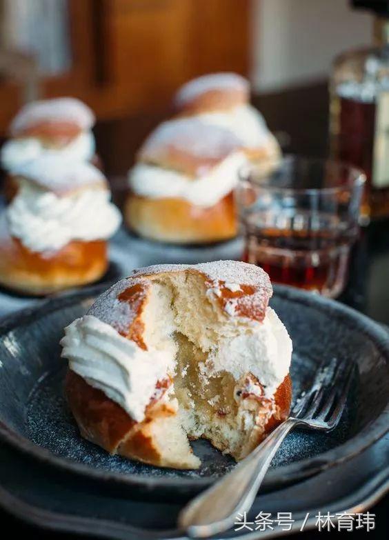 如何让泡芙吃起来有韧性,泡芙出炉后回缩