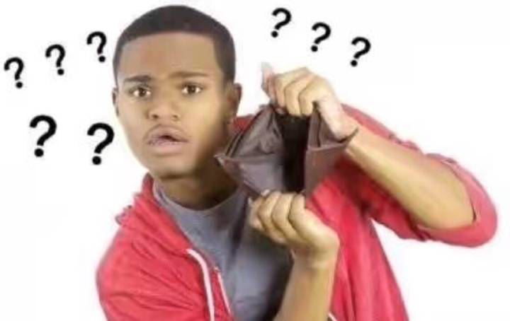 zara折扣季降了一半价还会再降么,又到一年一度打折季zara试衣间