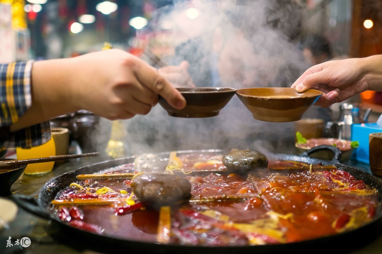 如何开一家正宗重庆火锅店,开一家重庆市井火锅
