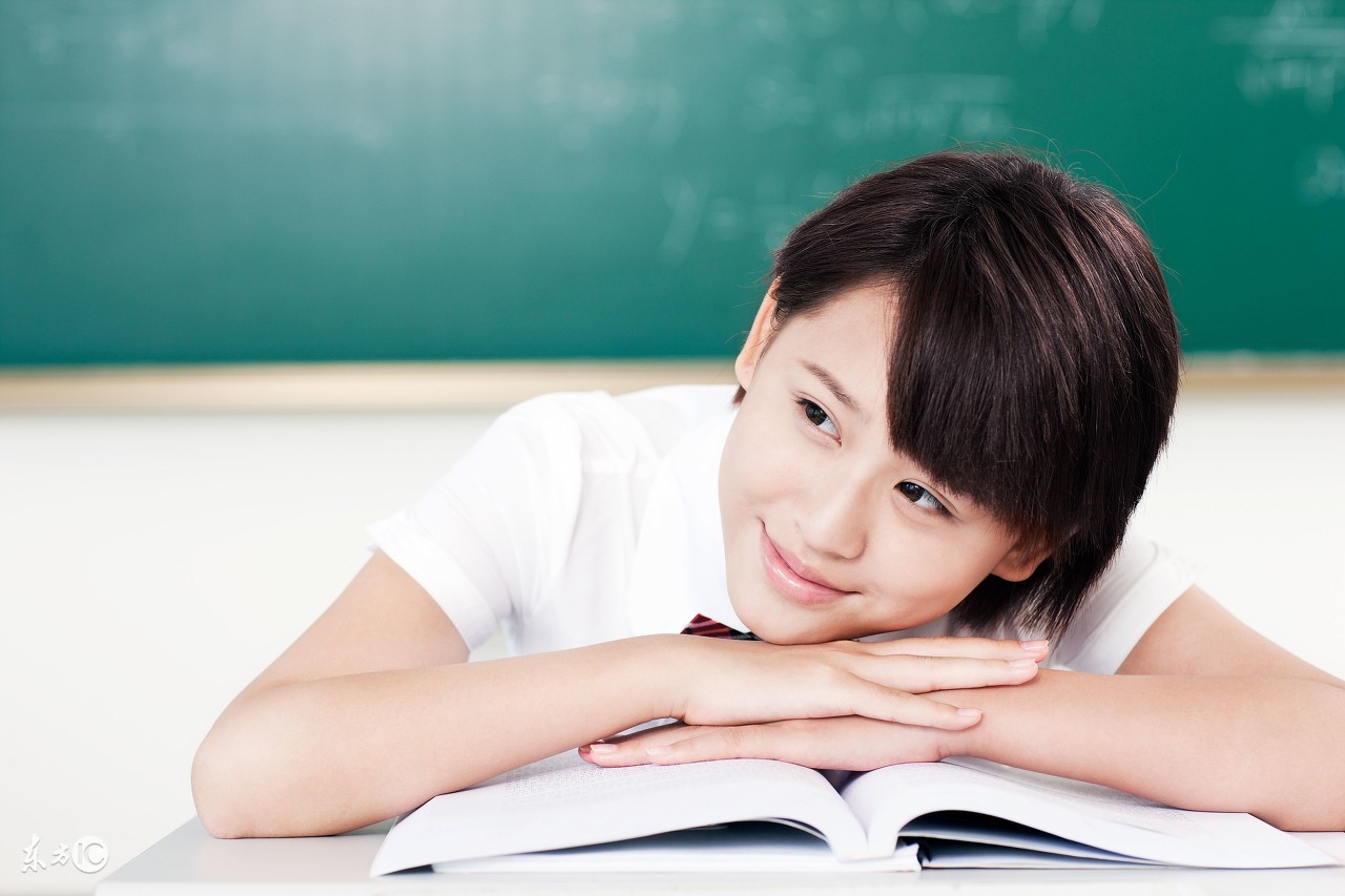 当四年级女儿说喜欢男生怎么办,当女儿说喜欢男生