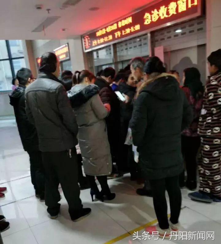 丹阳人民医院日均儿科门诊超300人次，界牌镇卫生院儿科实行限号