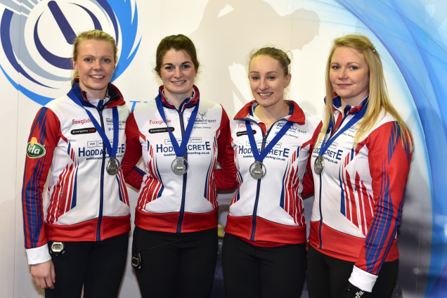 「话说冰壶（下）」站在亚军上的他们说说冰壶圈的“千年老二”