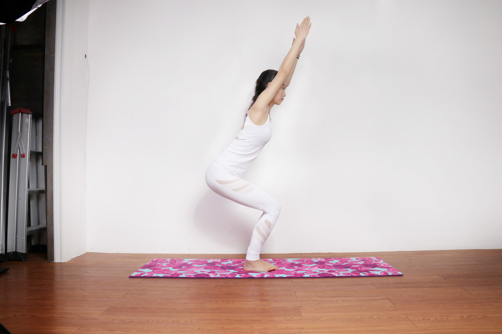 瑜伽消除乳腺增生结节动作,调理乳腺增生瑜伽视频