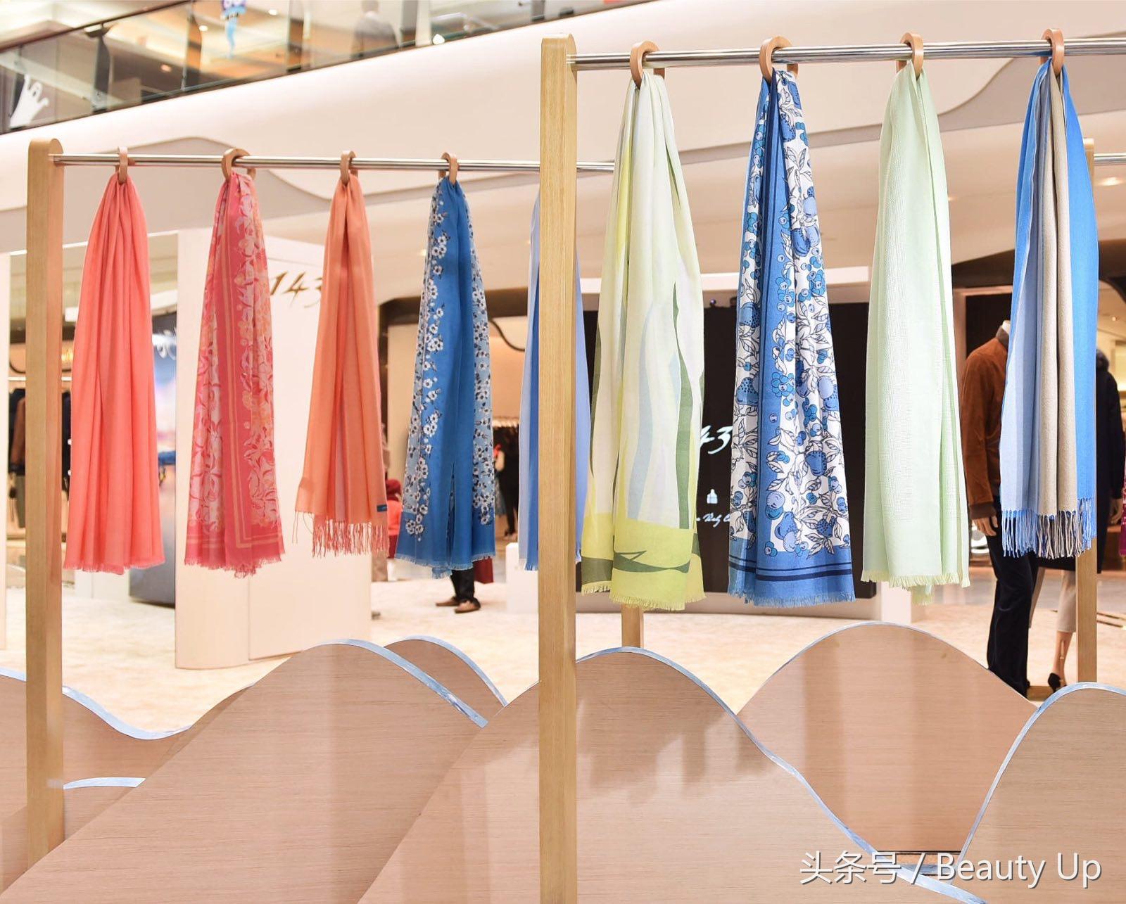 你和明眸只差一贴眼膜