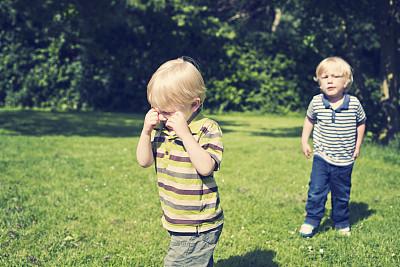 日常急救知识大全书籍,小学生日常急救知识