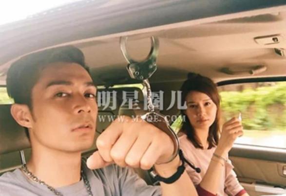 克罗心项链22k金新款,使徒行者2周柏豪克罗心项链