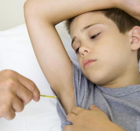 狐臭儿童期的表现,小孩有狐臭怎么解决8岁问题呢