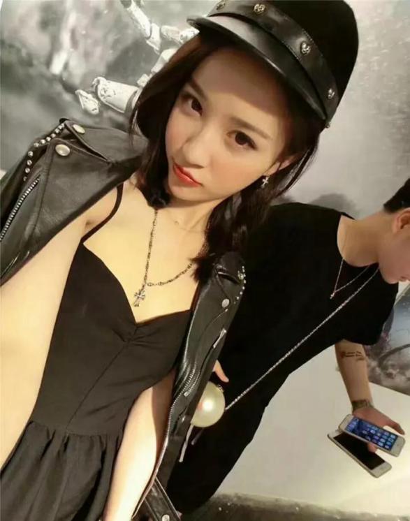 克罗心项链22k金新款,使徒行者2周柏豪克罗心项链