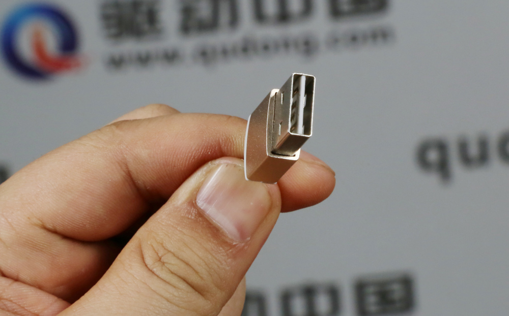 苹果原厂数据线和mfi数据线哪个好,苹果mfi数据线测评