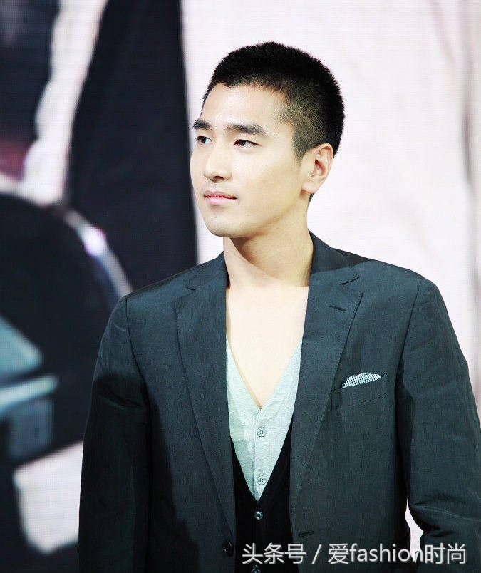 每次剪了头发好丑,剪完头后发现丑原来不是因为发型