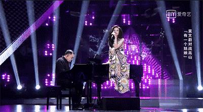 48岁的莫文蔚依旧美丽动人,一代人的女神莫文蔚依旧如此迷人