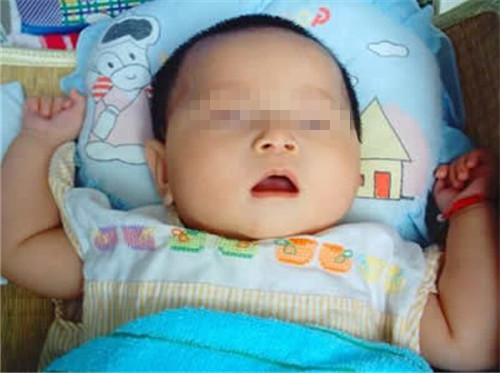 1岁宝宝睡觉张口呼吸,1岁宝宝睡觉呼吸急促并张嘴