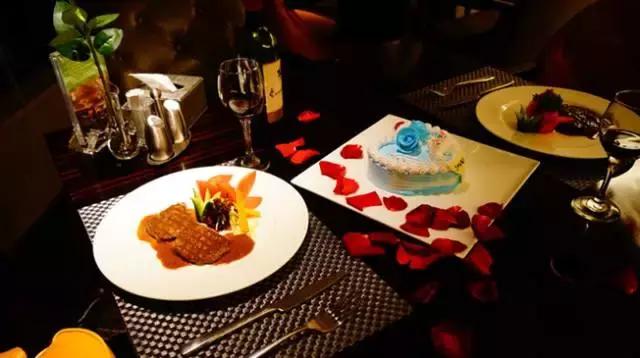 总有一个人在远方成为你的期待,每个人的内心都有一些想去的远方